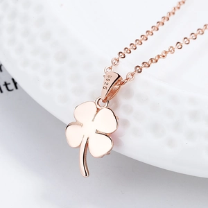 Rose gold S925 sterling silver four-leaf clover opal pendant necklace for women