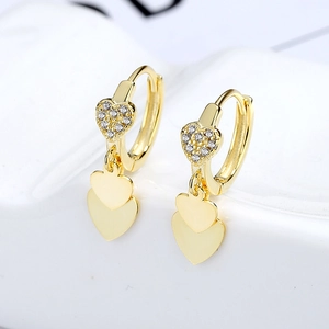 Elegante goldene Herz-Ohrhänger mit funkelnden Zirkonia-Steinen für Damen
