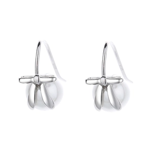 Elegant S925 sterling silver bow knot earrings with lustrous round white pearls