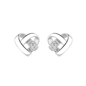 Élégantes boucles d'oreilles cœur en argent 925 avec d'étincelants oxydes de zirconium
