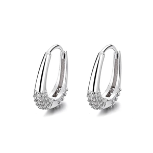U-förmige S925 Sterling Silber Creolen mit mikroverpﬂasterten funkelnden Zirkonia