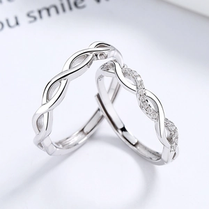 Adjustable 925 sterling silver couple rings with polished and zircon twisted design