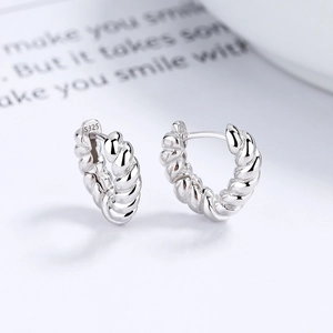 Polished S925 sterling silver twisted rope hoop earrings with minimalist triangular texture