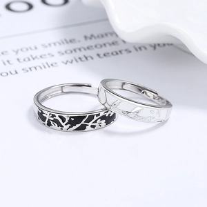 Anelli di coppia in argento sterling 925 con motivi a rilievo di uccelli e rami
