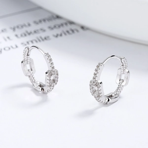 Orecchini pendenti a catena in argento sterling 925 con zirconi cubici incastonati