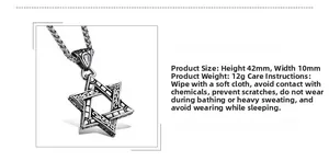Détail macro du pendentif hexagramme en argent avec dimensions 42 mm par 10 mm