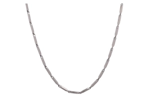 Macro shot of silver rhombic link chain necklace with geometric minimalist design