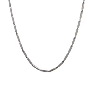 Minimalist silver geometric rhombus link chain necklace in polished stainless steel for men