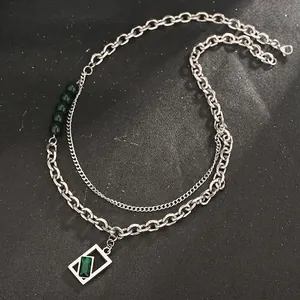 Collier Double Couche en Acier au Titane Strass Vert Émeraude Pendentif Carré Minimaliste Bijoux Hip Hop Homme Femme