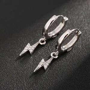 Boucles d'Oreilles Créoles Éclair Hip Hop en Cuivre Incrusté de Zirconia Unisexe Boucles d'Oreilles Pendantes Bijoux