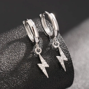 Boucles d'oreilles éclair en argent serties de zircons brillants pour hommes et femmes