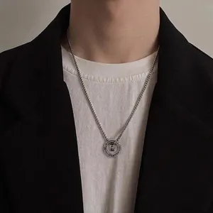 Vintage Titanium Steel Alloy Mantra Rotating Pendant Necklace For Men Women Retro Spiritual Om Mani Padme Hum Round Jewelry