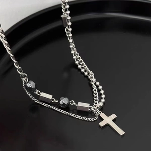 Collier double couche argenté avec pendentif croix et chaîne à perles pour hommes et femmes
