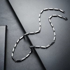 Minimalist silver titanium steel geometric link necklace with lobster clasp closure