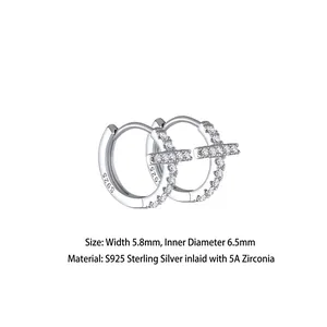 Boucle d'oreille croix en argent sterling avec zircone 5A et poinçon S925