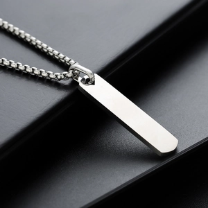Minimalist silver geometric rectangle pendant necklace with polished box chain for men