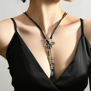 Collier Pendentif Fleur Ethnique Rétro Femmes Cordon Cuir PU Noir Alliage Argent Poisson Goutte d'Eau Gland Longue Chaîne