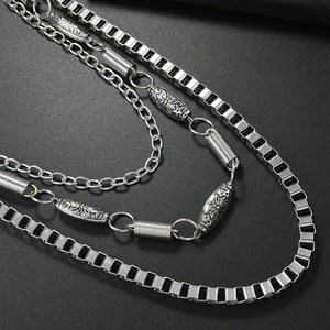 Punk mehrlagige silberne Taillenkette mit Vintage-Blumenrelief und Industrial-Stilistik