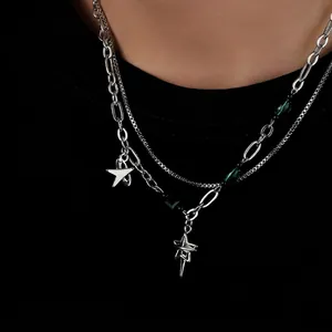 Collier Superposé en Acier Titane avec Étoile à Quatre Branches pour Hommes Femmes Hip Hop Double Chaîne Pendentif Bijoux