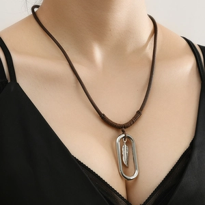Vintage Genuine Leather Woven Rope Necklace Zinc Alloy Feather Pendant Adjustable Sweater Chain For Women Fashion Jewelry