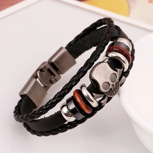 Vintage multilayer leather bracelet with skull charm and metal beads for men