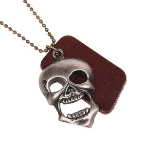 Collier Pendentif Crâne en Alliage Rétro Punk Avec Patch en Cuir Fonction Décapsuleur Chaîne à Billes Argent Antique pour Hommes Femmes