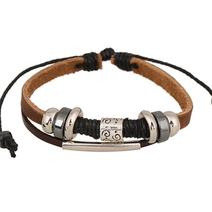 Multilayer Cowhide Leather Bracelet For Men Women Handmade Woven Punk Retro Style Alloy Bead Charm Bracelet Adjustable Daily Jewelry