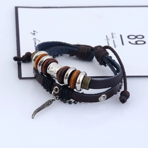 Multilayer beaded leather bracelet with ethnic style tribal wolf tooth pendant charm