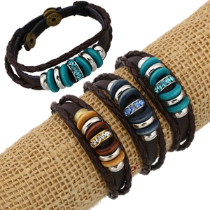 Bracciale in Pelle Intrecciata Multistrato Retro Con Perline di Legno e Intarsio in Strass Gioielli Punk Etnici Uomo Donna