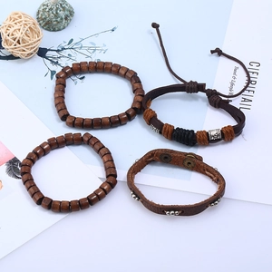 Lot de 4 bracelets en cuir tressé faits main avec perles en bois style ethnique