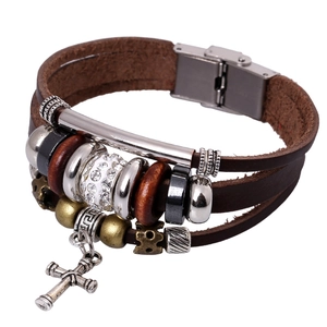 Bracelet Croix en Cuir de Vache Multicouche Vintage pour Hommes Femmes Fait à la Main Alliage Perles Bois Strass Bijoux Punk