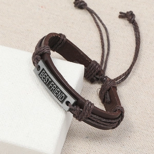 Bracelet vintage en cuir tressé avec plaque métallique BEST FRIEND et fermoir réglable