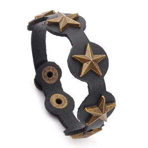 Bracelet punk en cuir avec clous étoiles en bronze et boutons pressions réglables