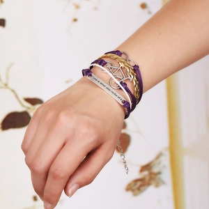 Bracelet multicouche en cuir tressé à la main avec breloque vélo et plaque de message