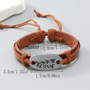 Bracciale vintage in pelle marrone intrecciata a mano con ciondolo LOVE e cordino