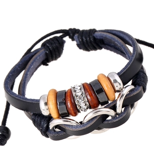 Bracelet en Cuir Multicouche Punk Rétro pour Hommes Femmes Cordon Tissé Perles en Bois Strass Alliage Bijoux Bohème Cadeau