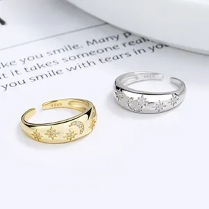 Détails des bagues célestes en argent 925 avec zircons pavés en finitions or et argent