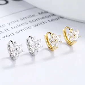 Boucles d'Oreilles Créoles en Argent Sterling 925 Motif Fleur Minimaliste Serties de Strass Petites Huggies Bijoux Cadeau Femme