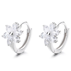 Élégantes boucles d'oreilles fleurs en argent 925 avec pierres de zircone blanches