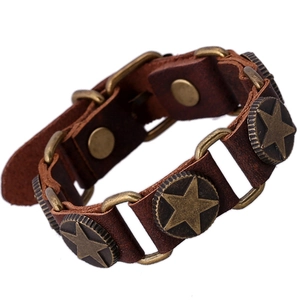 Bracelet en Cuir Véritable Punk Rock Vintage pour Unisexe Bracelet Large avec Rivets en Étoile en Alliage Bijoux Rétro en Cuir de Vache Cadeau Fait Main