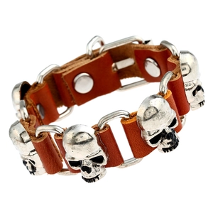 Bracelet en cuir marron de style punk avec crânes en métal et boucle de sangle réglable
