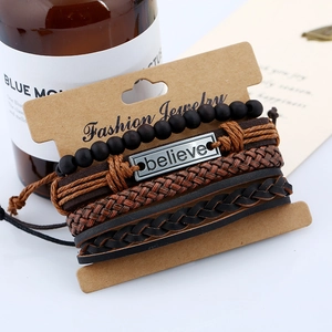Ensemble de bracelets vintage en cuir multicouches avec perles et plaque métal Believe