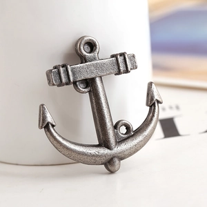 Vintage alloy anchor pendant accessory with distressed metallic finish for DIY jewelry