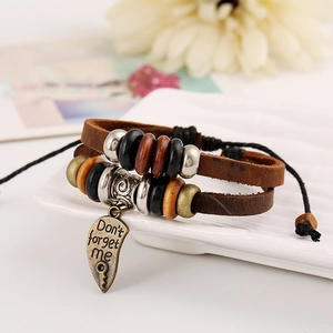 Bracelet vintage double couche en cuir marron avec perles en bois et pendentif cœur