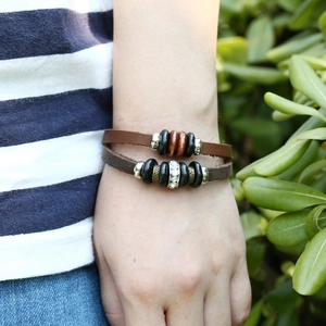 Vintage layered leather beaded bracelet set for men with rhinestone charm on wrist
