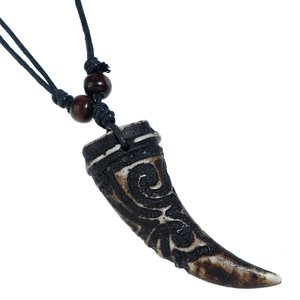 Vintage Punk Tribal Resin Wolf Tooth Pendant Necklace For Men Handcrafted Wax Cord Adjustable Long Rope Necklace Jewelry