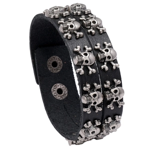 Men's Retro Punk Double Row Skull Leather Bracelet Cowhide Alloy Rivet Wide Bangle Rock Gothic Jewelry Accessory Men Gift