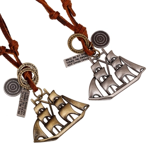 Vintage Sailboat Pendant Necklace Alloy Top Grain Cowhide Leather Cord Retro Nautical Jewelry For Men Women Antique Bronze