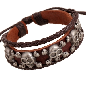 Bracciale Multistrato in Pelle di Vacchetta Punk Retrò per Uomo Donna Ciondolo Teschio in Lega Argento Antico Corda Intrecciata Regolabile