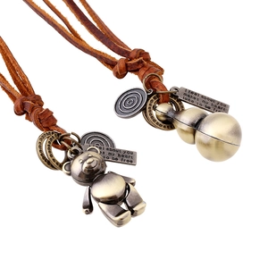 Collana con Pendente a Forma di Orso e Zucca in Vera Pelle di Vacchetta Bronzo Lega Punk Rock Regolabile Gioielli per Uomo Donna